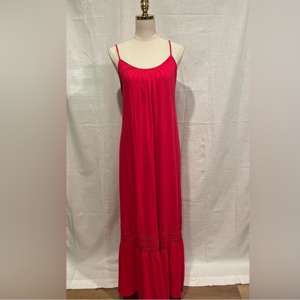 Anthropologie maxi‎ - dark pink
Saturday / Sunday line